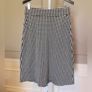 CABI Black White Dream Girls A-Line Houndstooth Skirt 4023 teacher modest midi